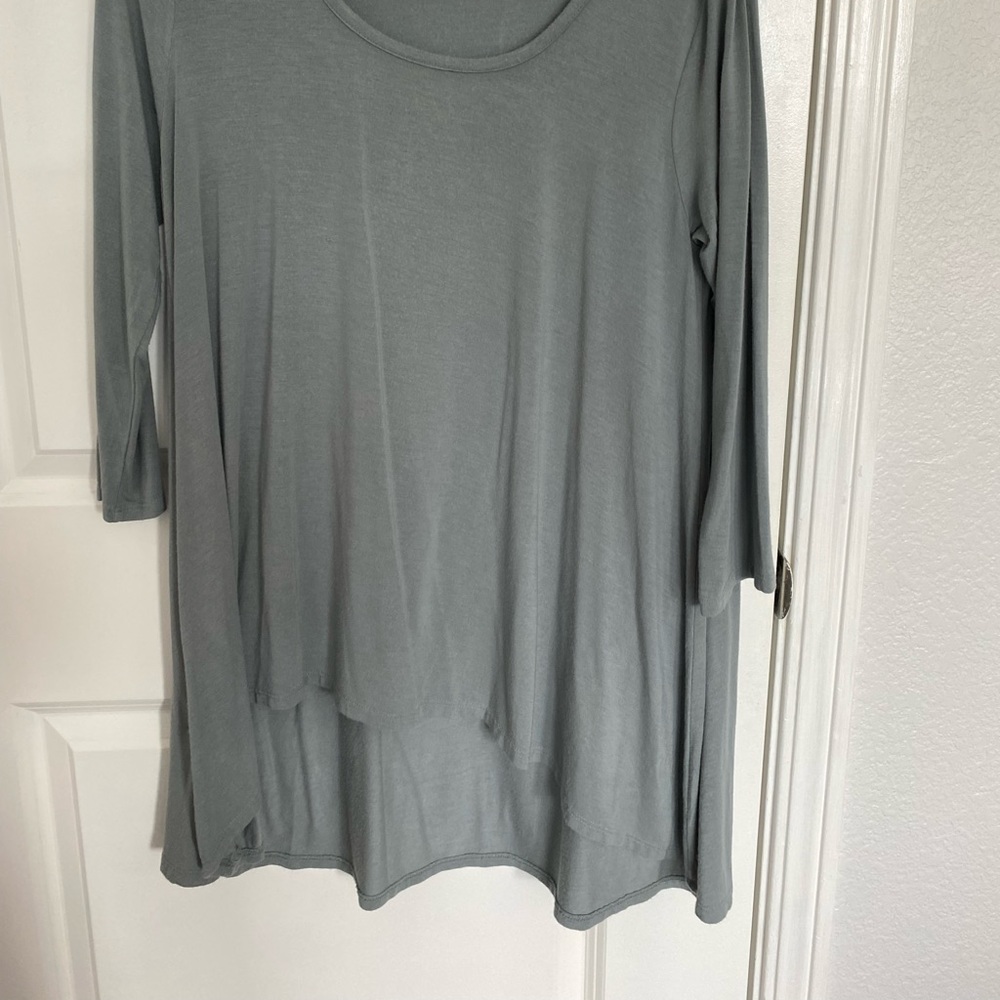 Pervvian connection tunic top.